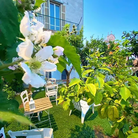 Casa Agrumeto 30 * オストゥーニ